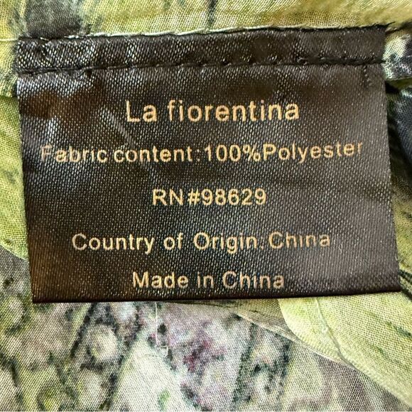 La Fiorentina Sheer Green Animal & Paisley Print Cape Shawl Wrap One Size - Picture 5 of 7